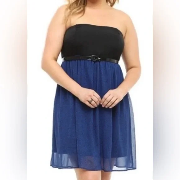 Torrid Strapless Chifon Polka Dotted Dress